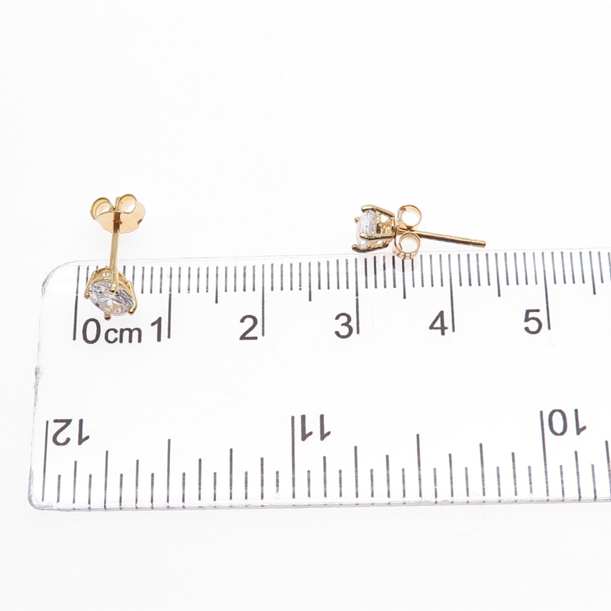 925 Sterling Silver Gold Plated Oval-Cut C Z Stud Earrings