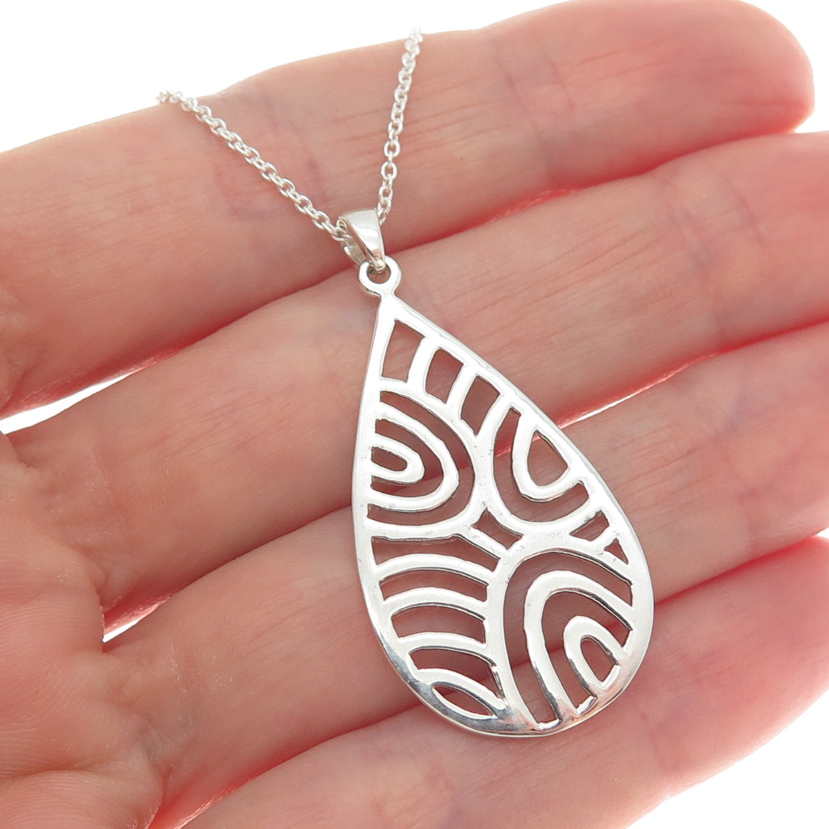 925 Sterling Silver Italy Modernist Ornate Teardrop Cable Chain Necklace 18"