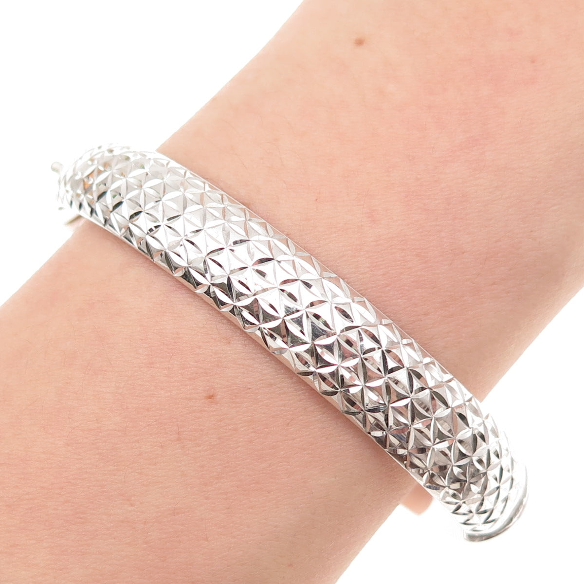 ATI Annika Witt 925 Sterling Silver Diamond-Cut Dual Sided Bangle Bracelet 7.5"