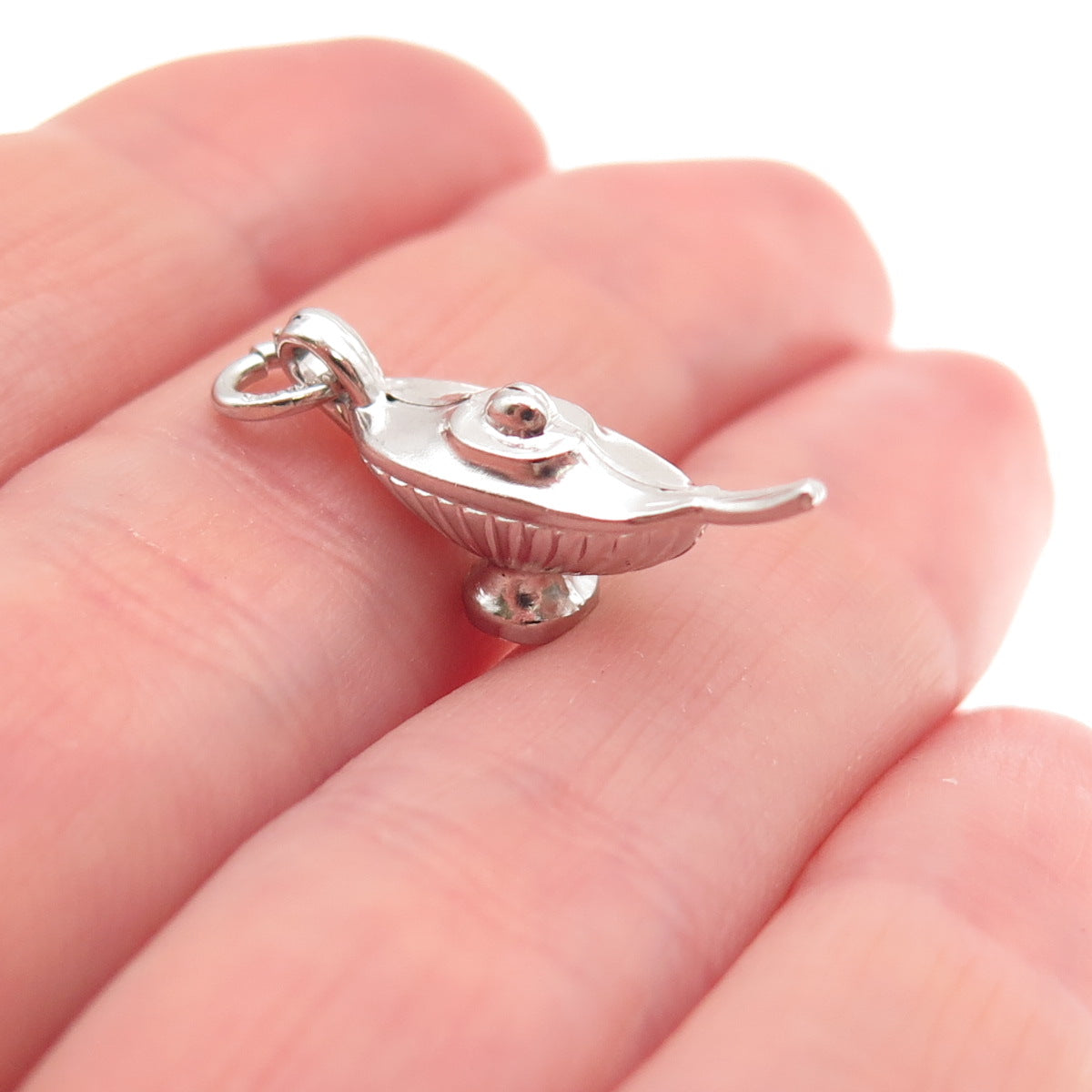 AE Art's Elegance 925 Sterling Silver Vintage Aladdin Lamp 3D Mini Charm Pendant