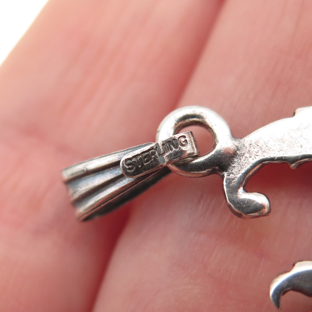 IC James Craig 925 Sterling Silver Vintage Modernist Floral Charm Pendant