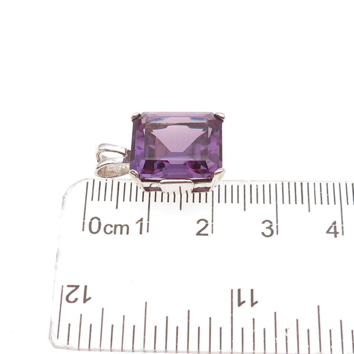 Chateau D’Argent 925 Sterling Vintage Lab-Created Peacock Sapphire Charm Pendant