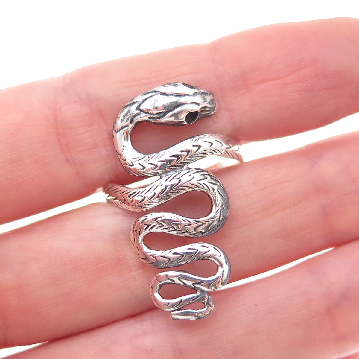 925 Sterling Silver Vintage Snake Oxidized Ring Size 8.5
