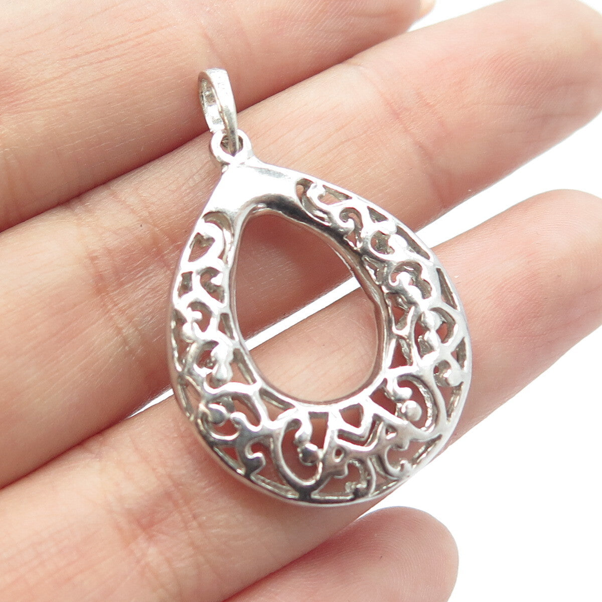 925 Sterling Silver Vintage Ornate Teardrop 3D Pendant