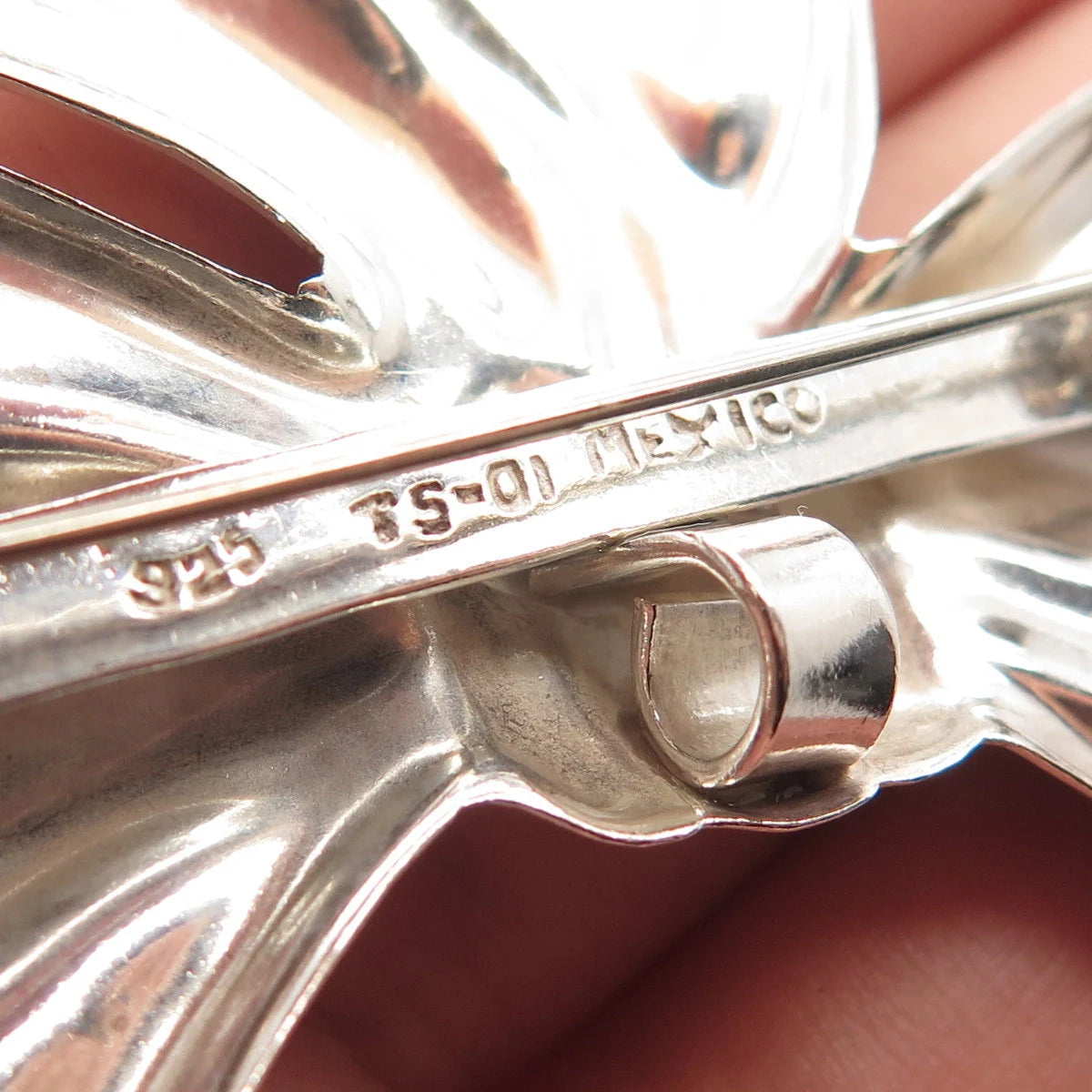 925 Sterling Silver Vintage Mexico Bow Pin Brooch / Pendant
