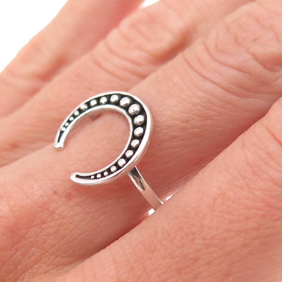 925 Sterling Silver Vintage Crescent Beaded Oxidized Ring Size 9