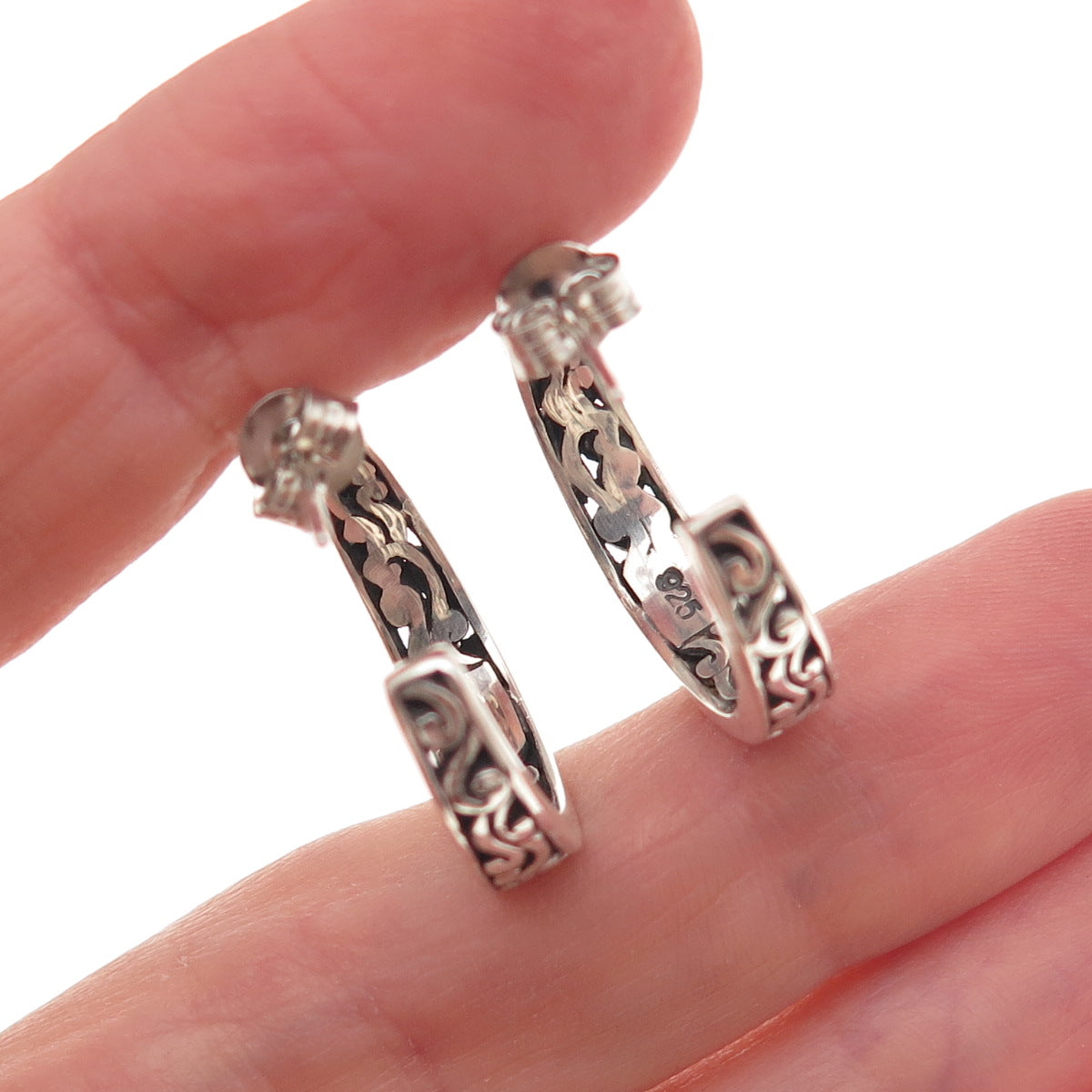 925 Sterling Silver Vintage Floral Scroll Oxidized Hoop Earrings