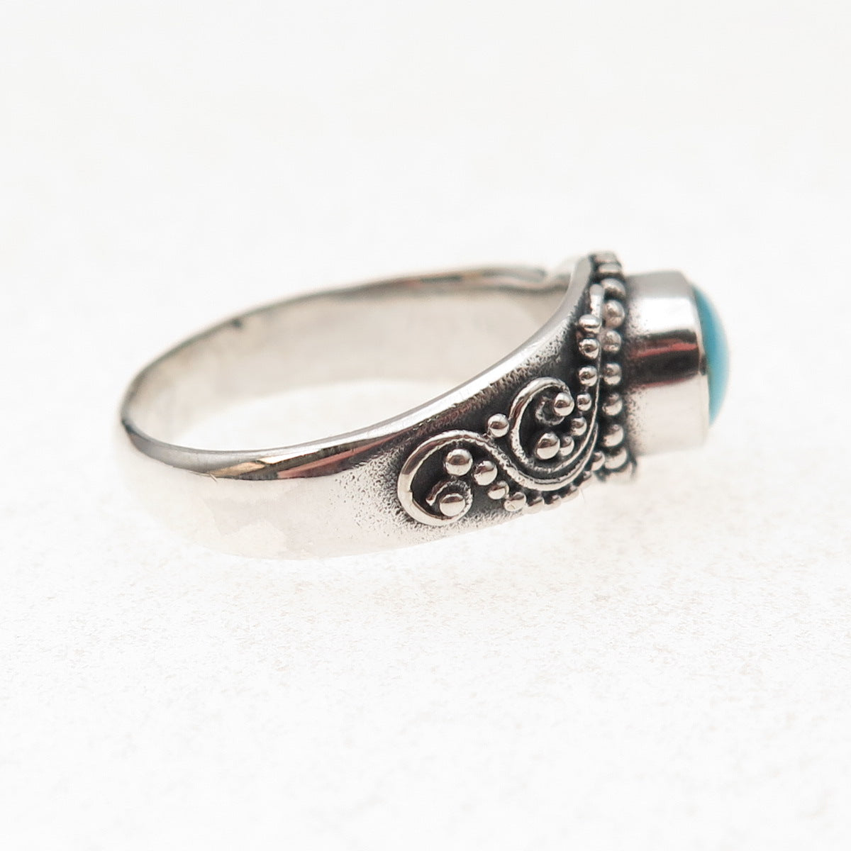 925 Sterling Silver Vintage Real Turquoise Granulated Oxidized Ring Size 8.25