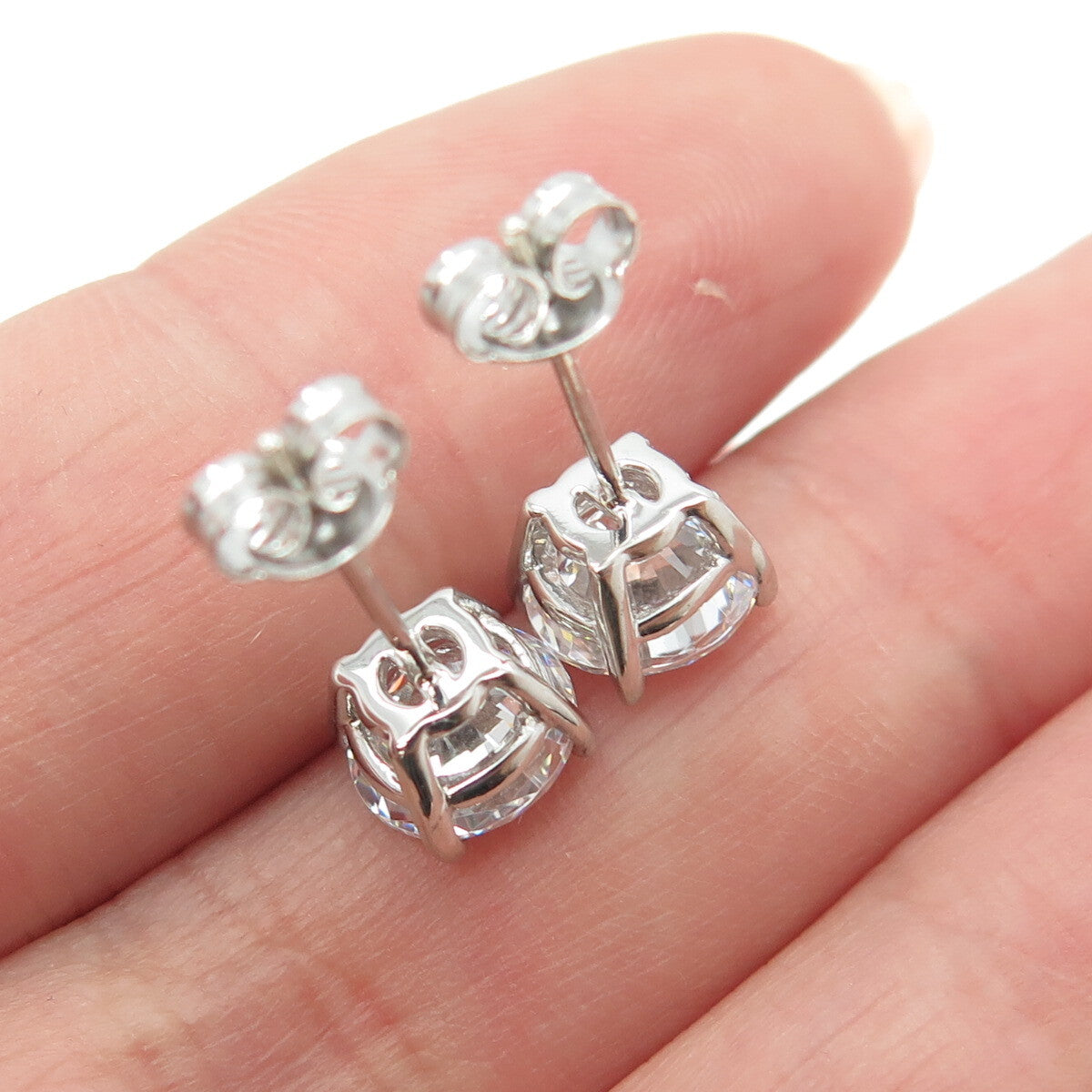 925 Sterling Silver Round-Cut C Z Stud Earrings