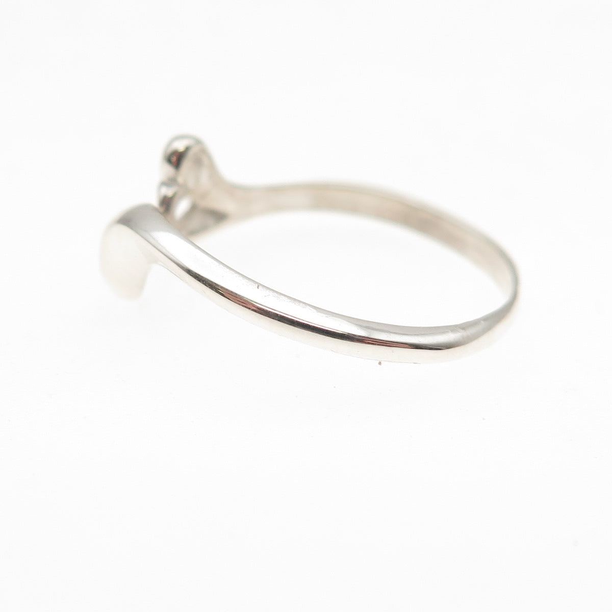 925 Sterling Silver Vintage Heart Bypass Ring Size 7