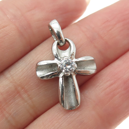 925 Sterling Silver Vintage Round-Cut C Z Petal Cross Minimalist Pendant