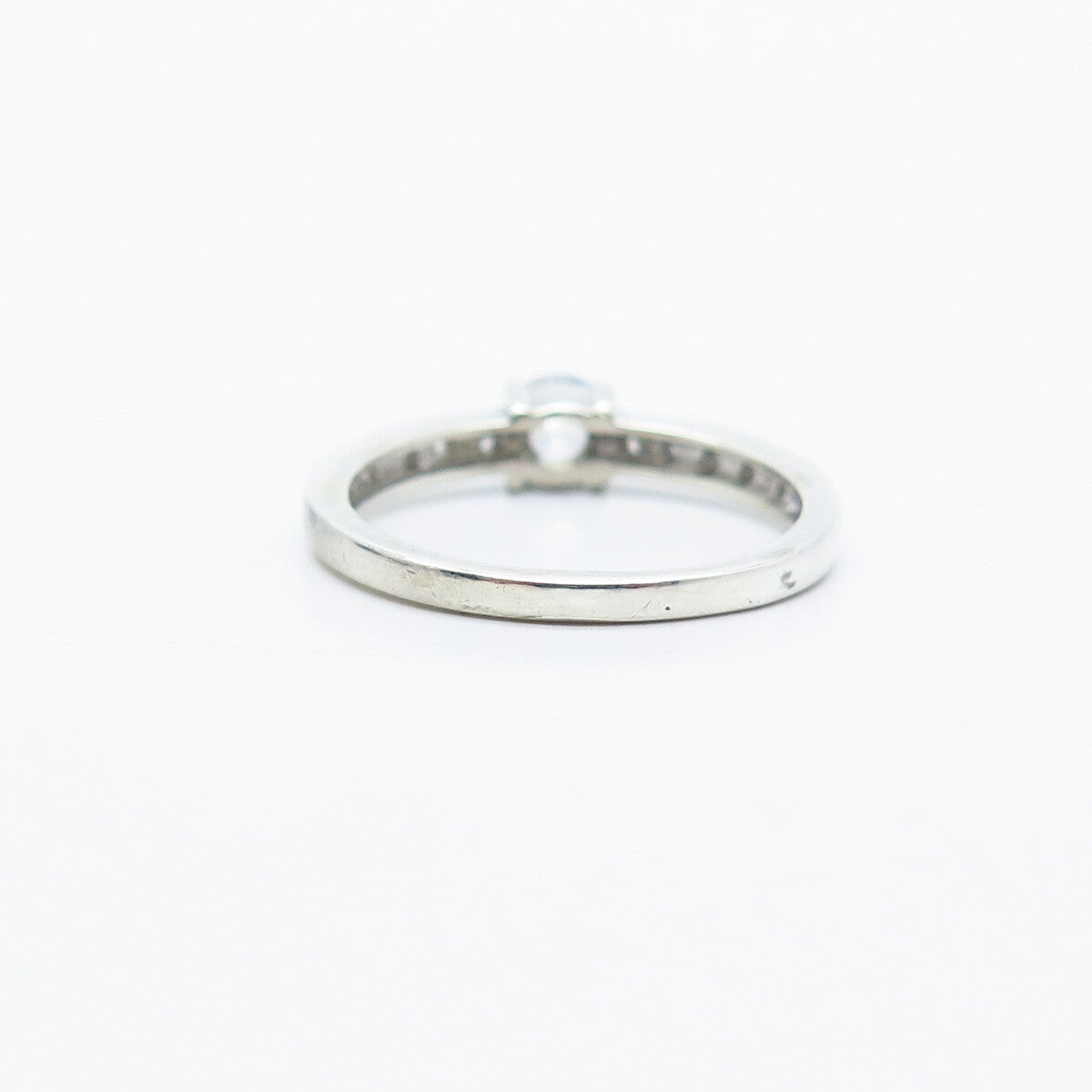 925 Sterling Silver Round-Cut C Z Engagement Ring Size 7.25
