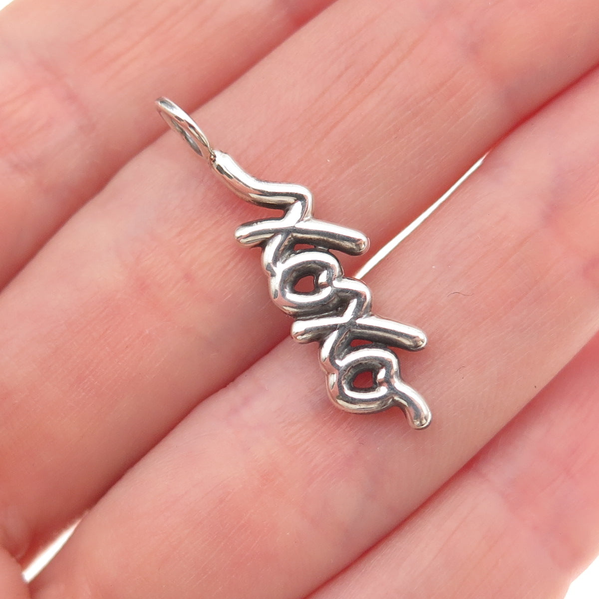 925 Sterling Silver Vintage XOXO Hugs & Kisses Oxidized Charm Pendant