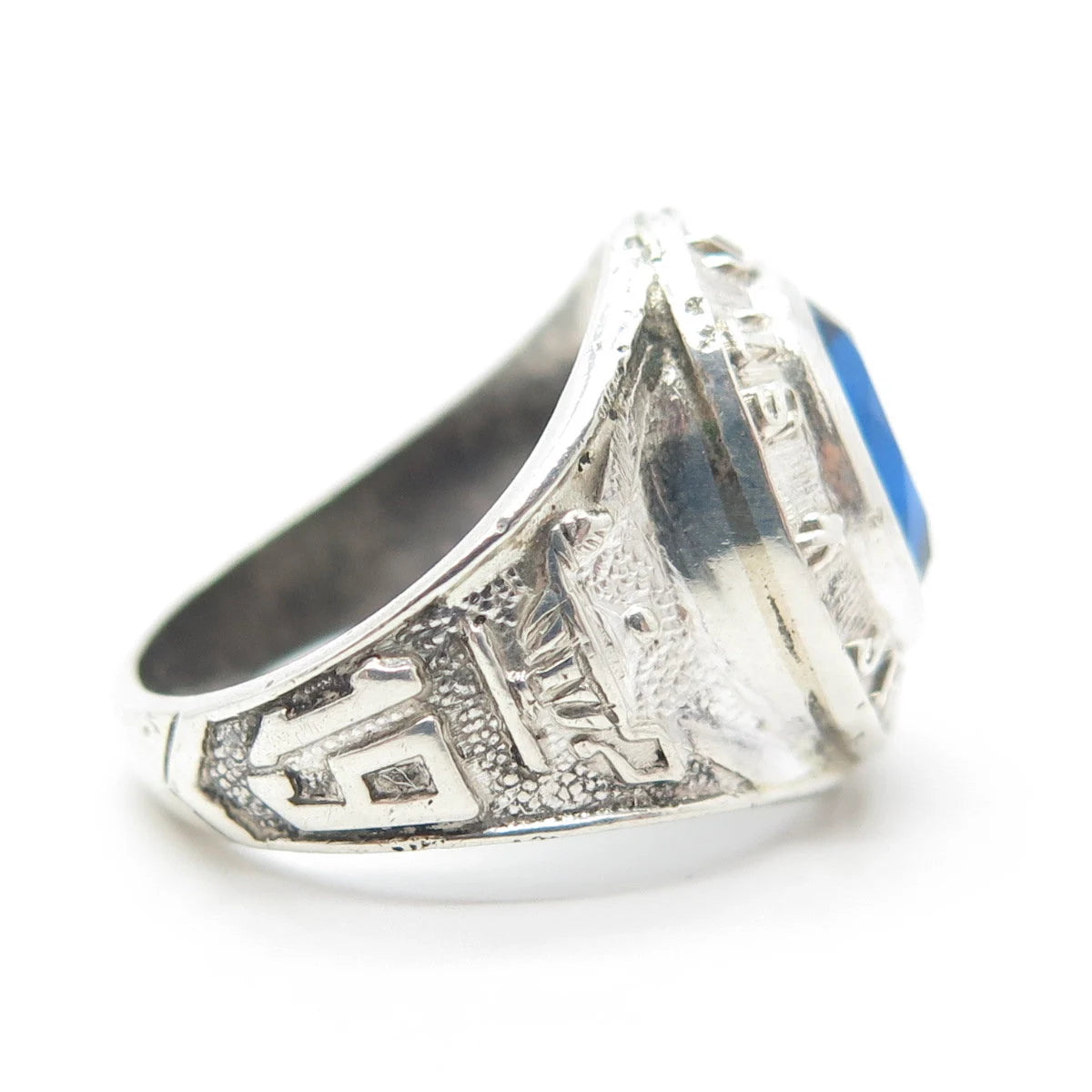 925 Sterling Silver Vintage 1972 Blue Glass "St. John" School Ring Size 6.5