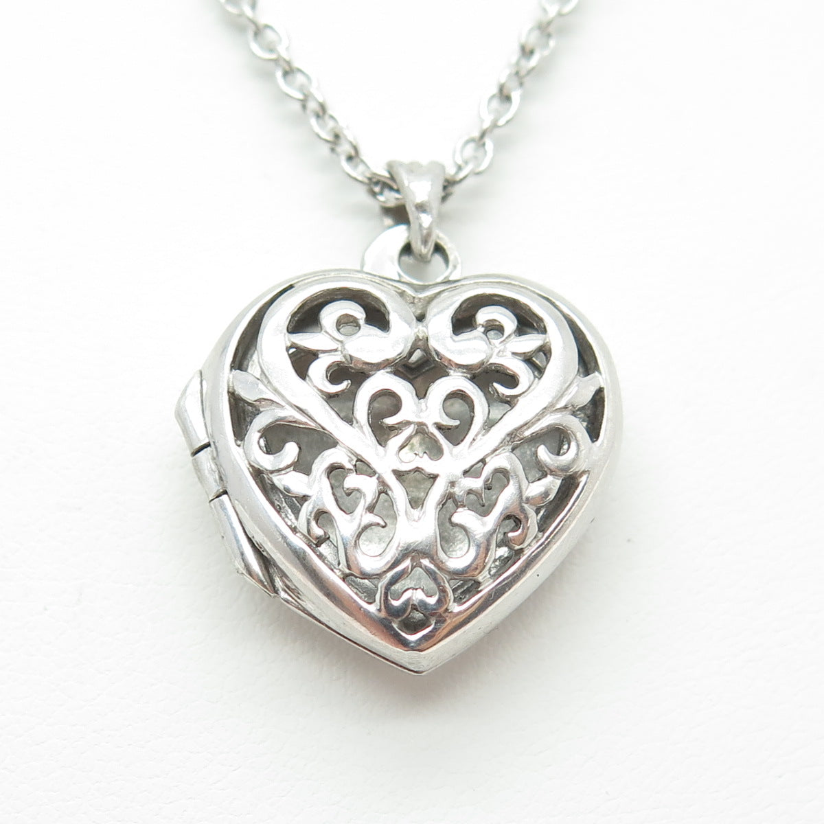 925 Sterling Silver Ornate Heart Locket Pendant Cable Chain Necklace 18"