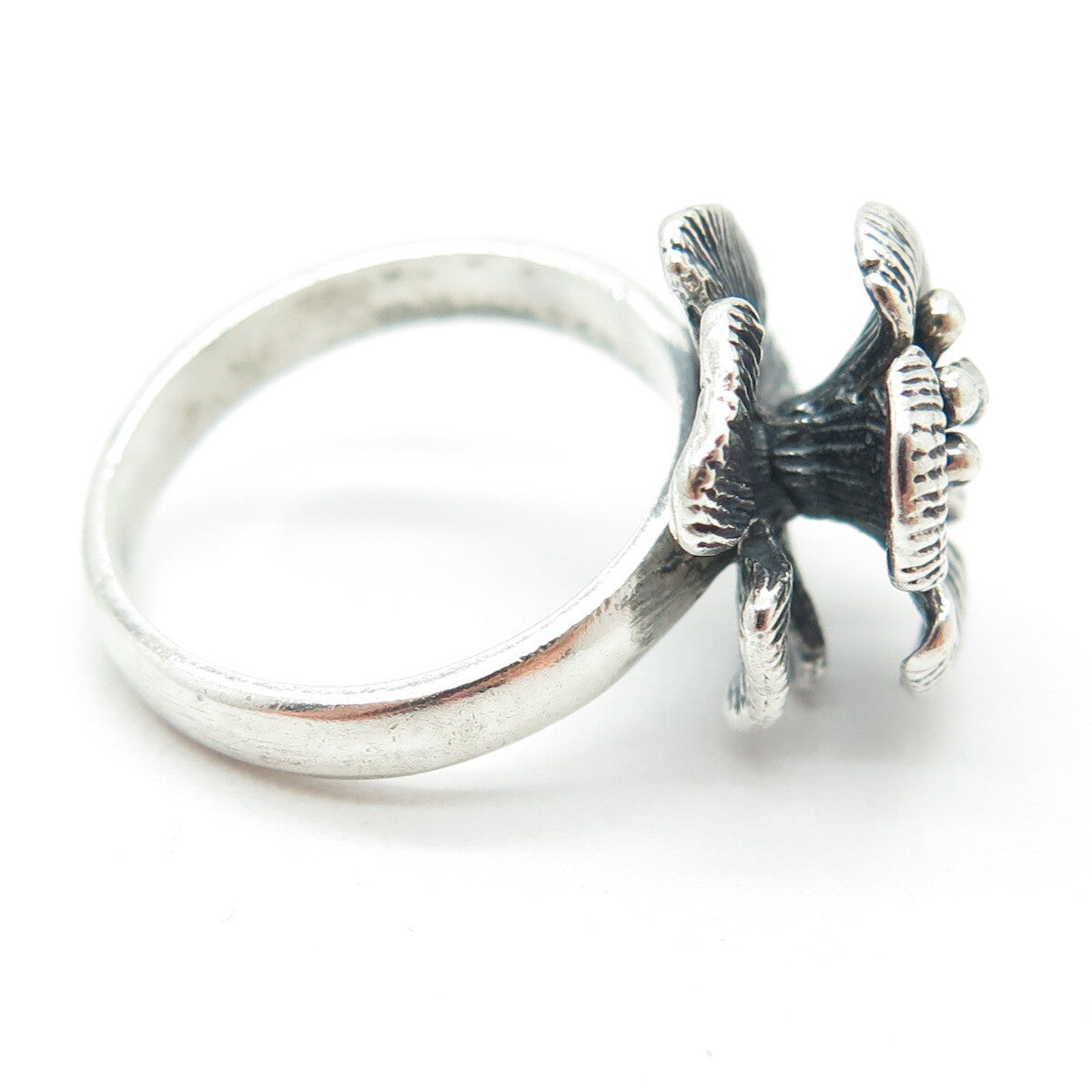 925 Sterling Silver Vintage Flower Blossom Oxidized Ring Size 7