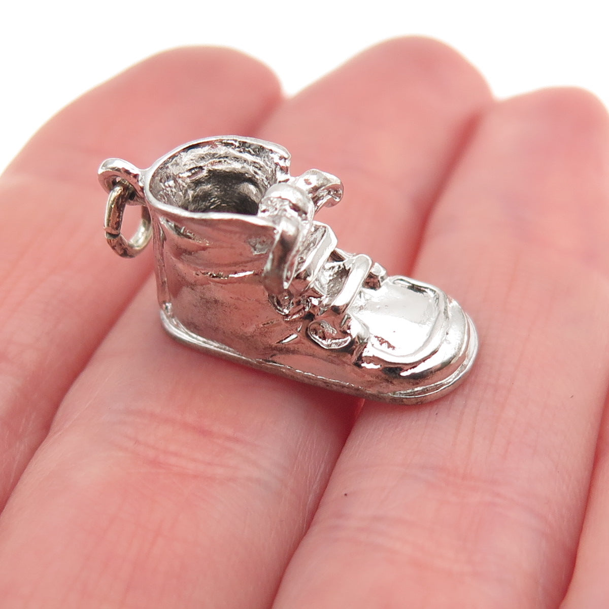 Wells 925 Sterling Silver Vintage Baby Boy Shoe 3D Mini Charm Pendant