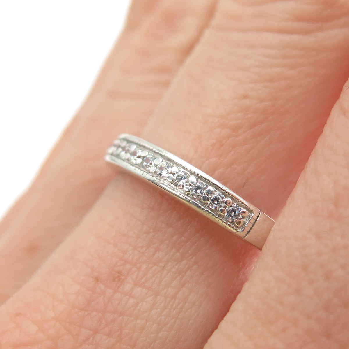 JH YOUNG 925 Sterling Silver Round-Cut C Z Half Eternity Band Ring Size 8.5