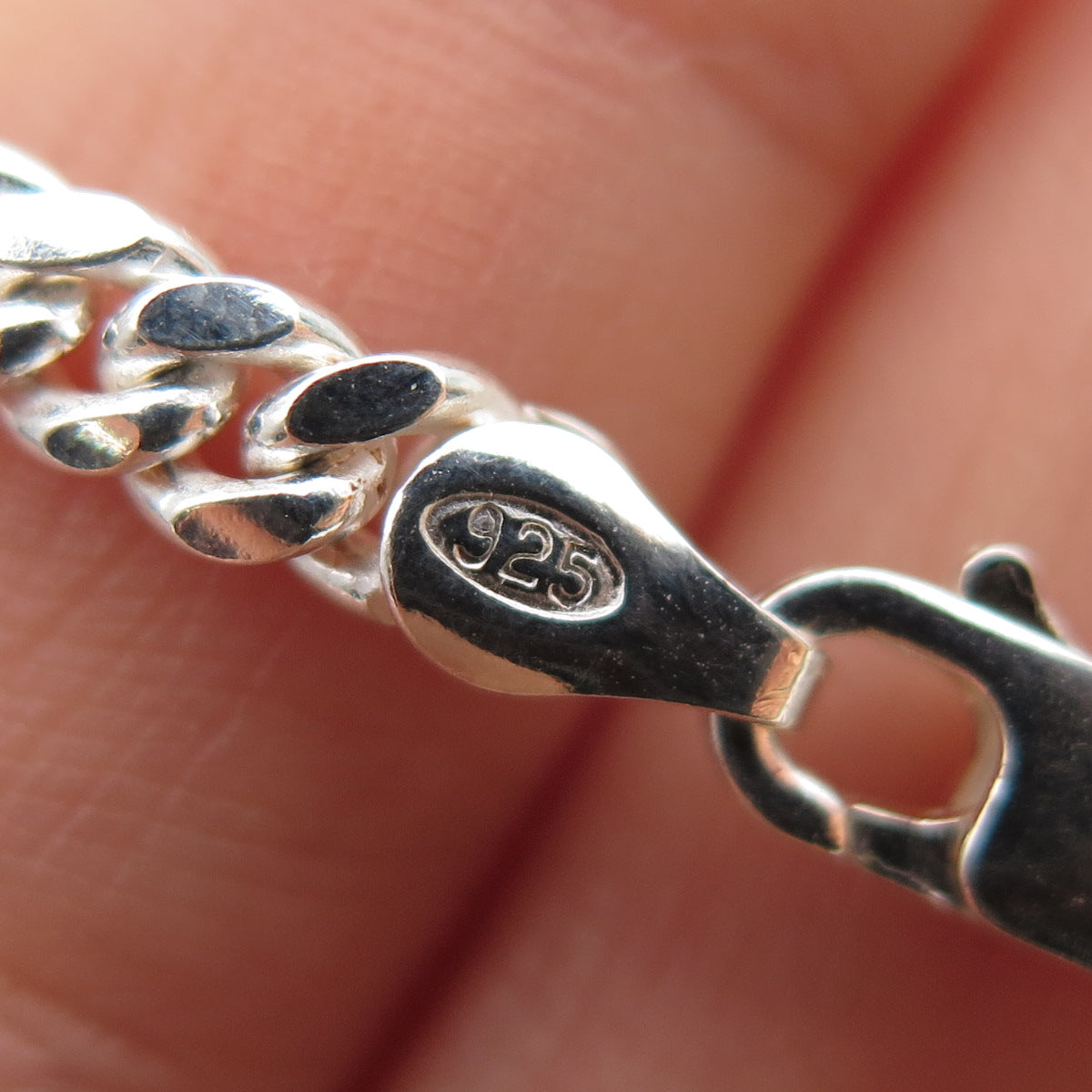 925 Sterling Silver Vintage Italy Cuban Link Bracelet 8"