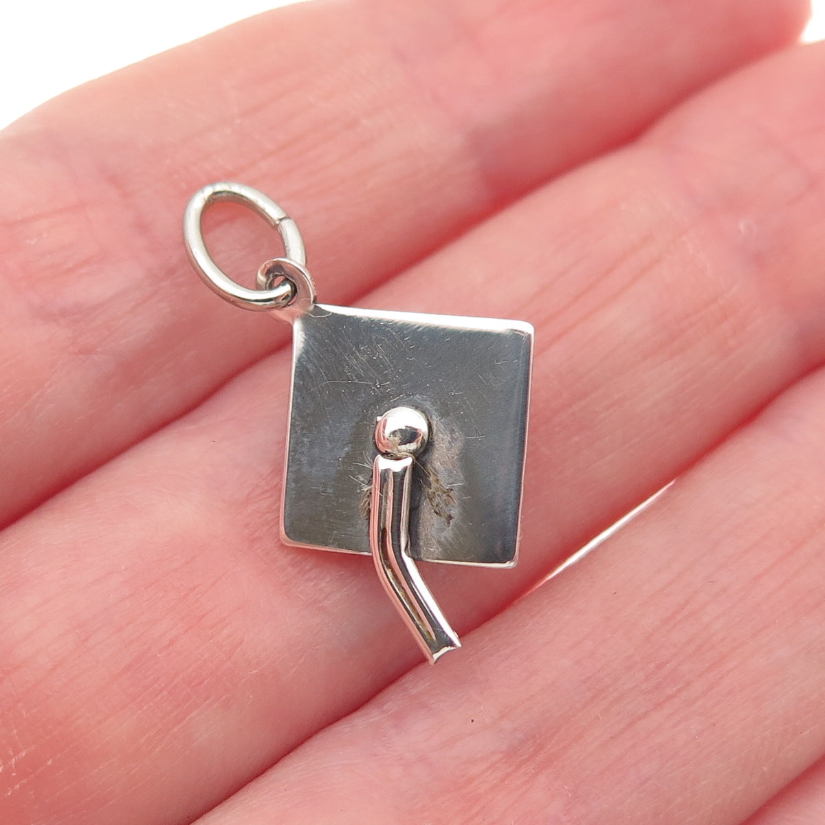 Beau 925 Sterling Silver Vintage Graduation Hat 3D Mini Charm Pendant
