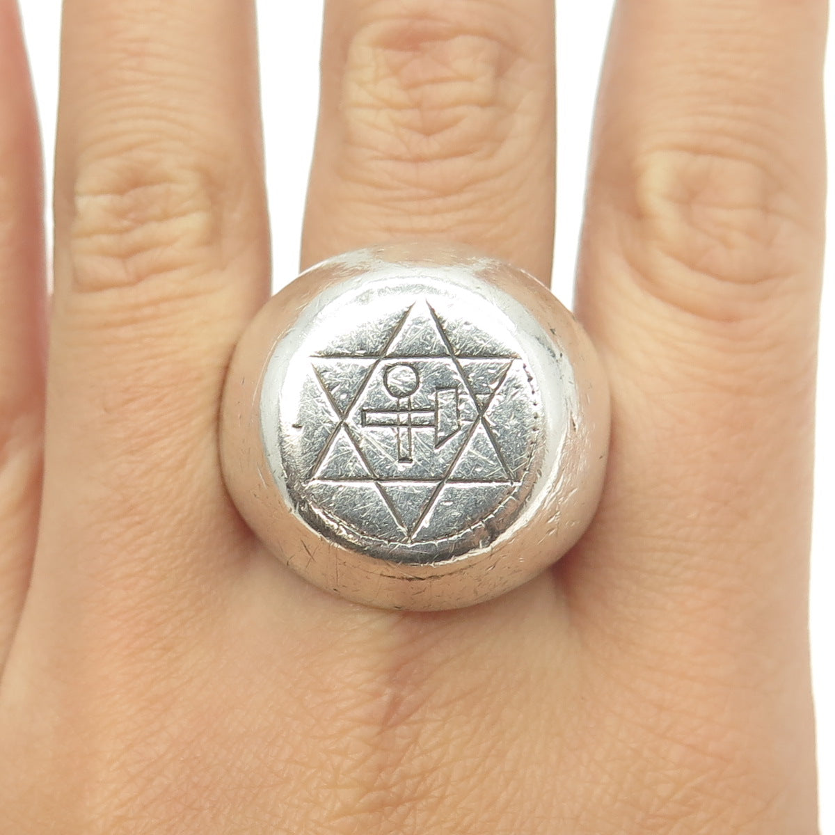 925 Sterling Silver Vintage Star of David Judaica Domed Ring Size 12.75