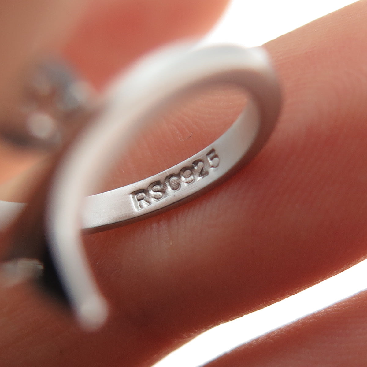 925 Sterling Silver RSC Round-Cut C Z Dolphin Ring Size 4.75