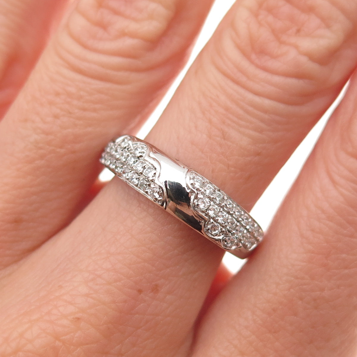 925 Sterling Silver Round-Cut C Z Ring Size 7.25