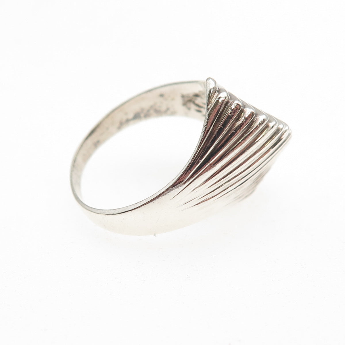 925 Sterling Silver Vintage Modernist Wavy Ribbed Ring Size 6.75