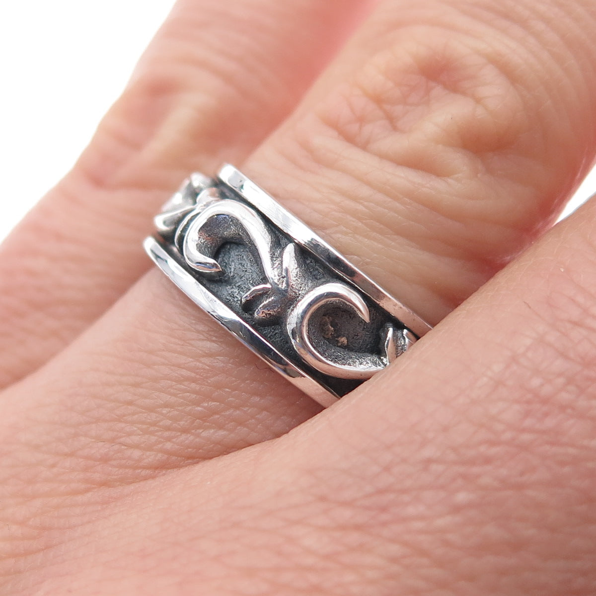 925 Sterling Silver Vintage Modernist Swirl Oxidized Rotating Band Ring Size 7.5