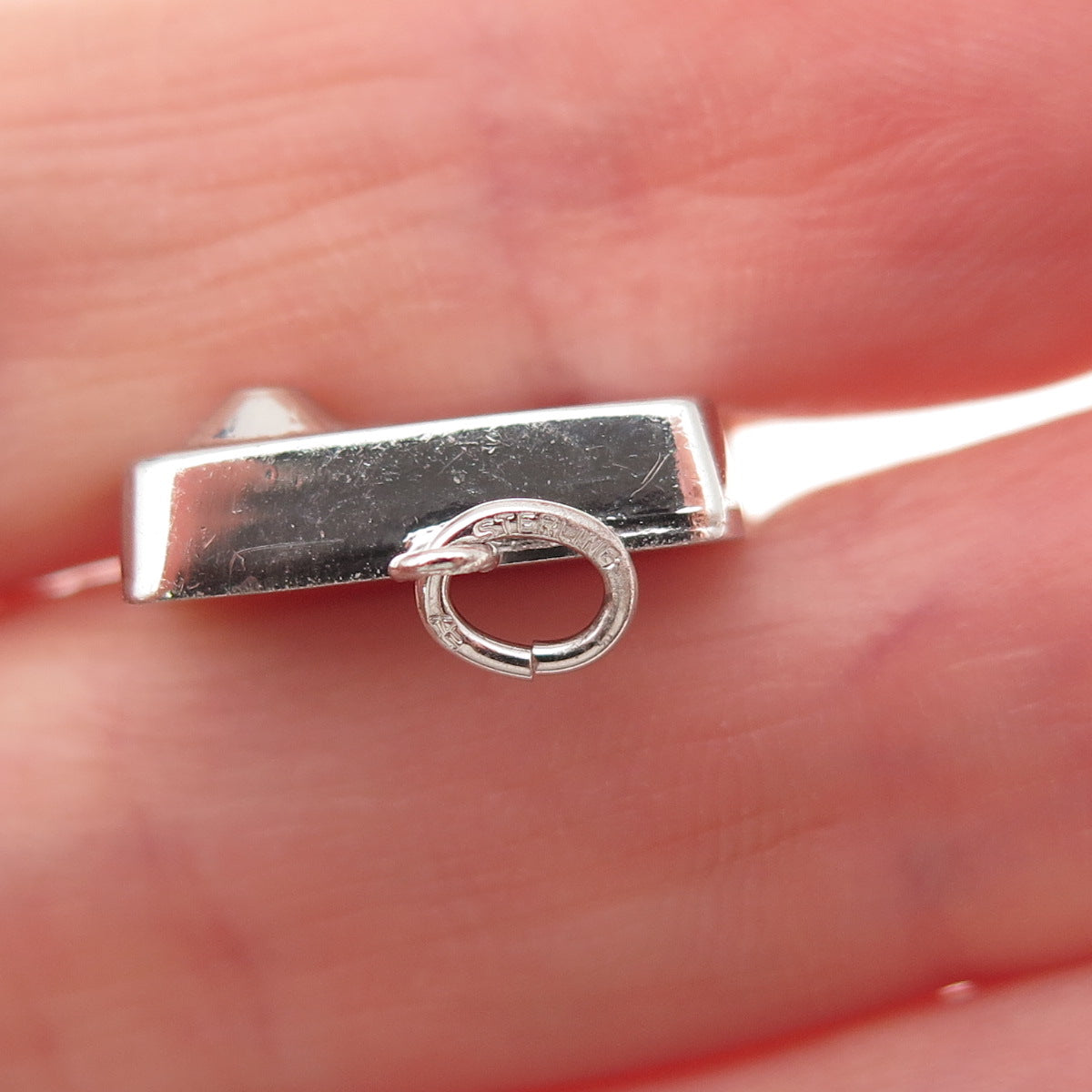 Art's Elegance 925 Sterling Silver Vintage Radio Charm Pendant