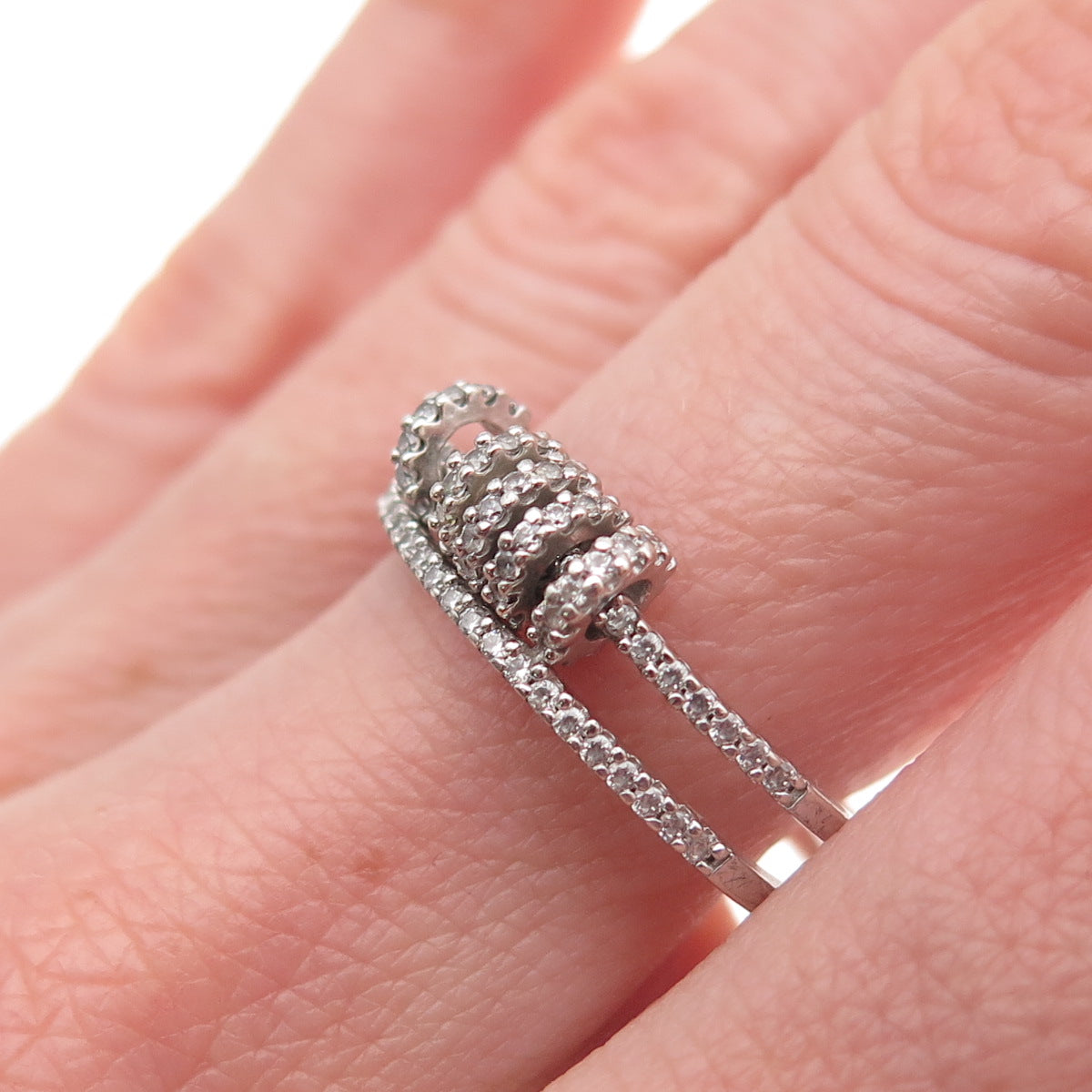 925 Sterling Silver Round-Cut C Z Movable Beads 2-Row Ring Size 7.5