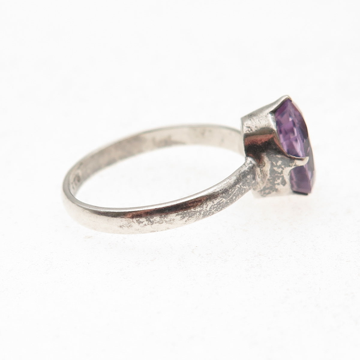 925 Sterling Silver Vintage Real Oval-Cut Amethyst Oxidized Ring Size 8.5