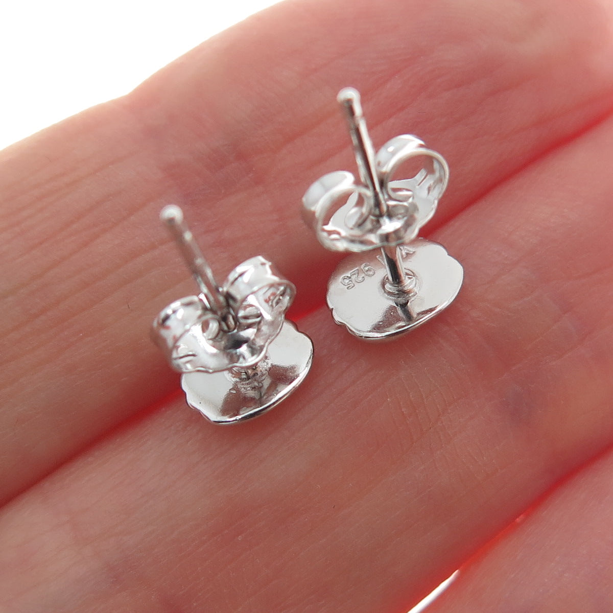 925 Sterling Silver Seashell Stud Earrings