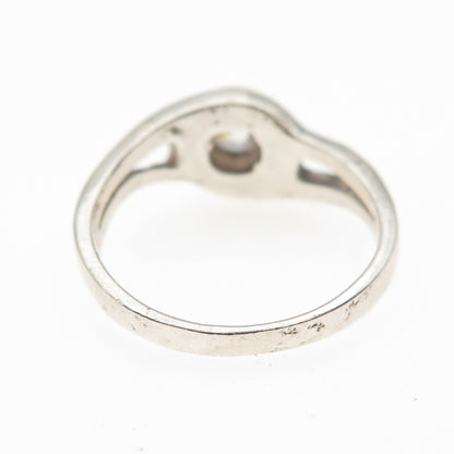 925 Sterling Silver Vintage Round-Cut C Z Modernist Ring Size 6.25