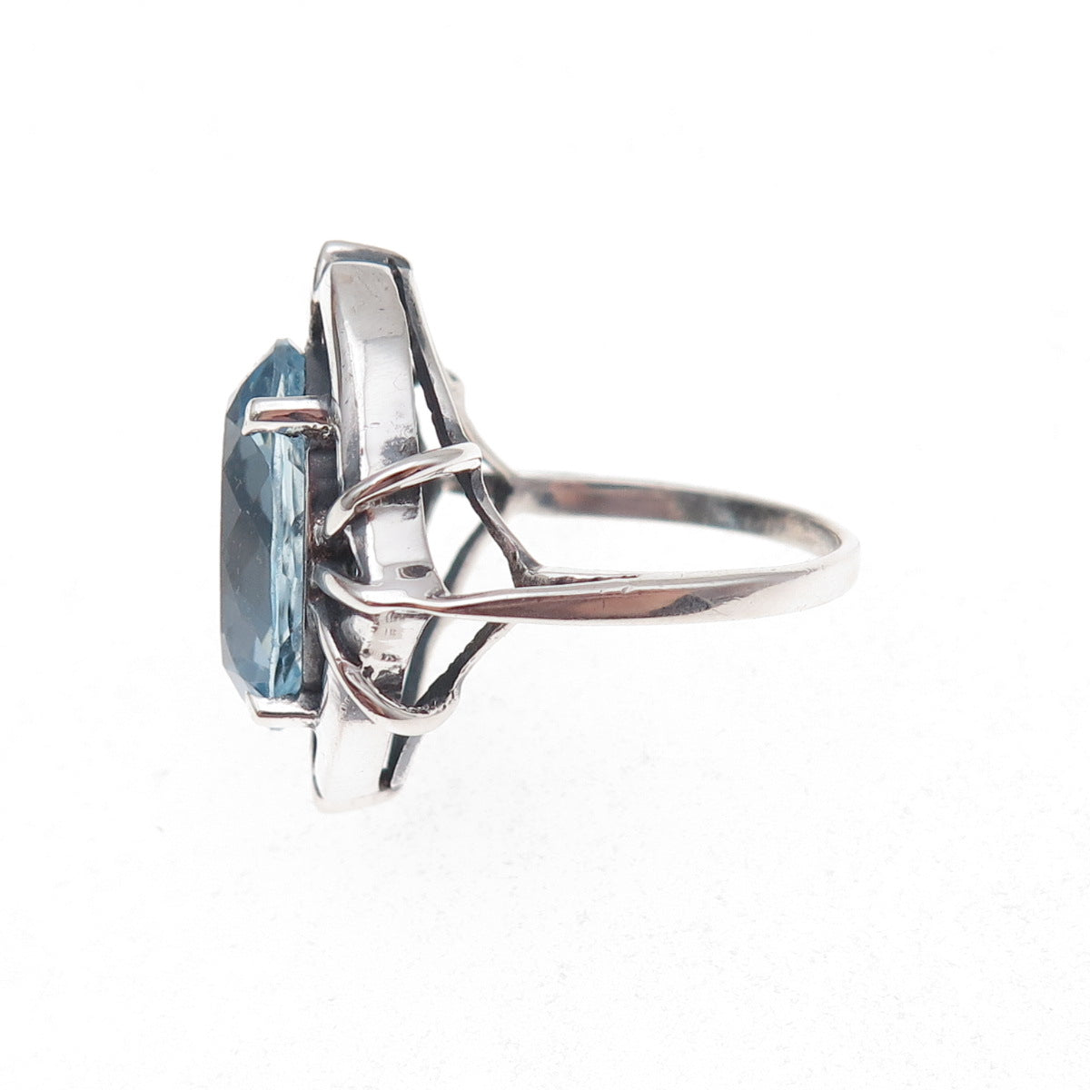 925 Sterling Silver Vintage Real Blue Topaz Modernist Oxidized Ring Size 7.5