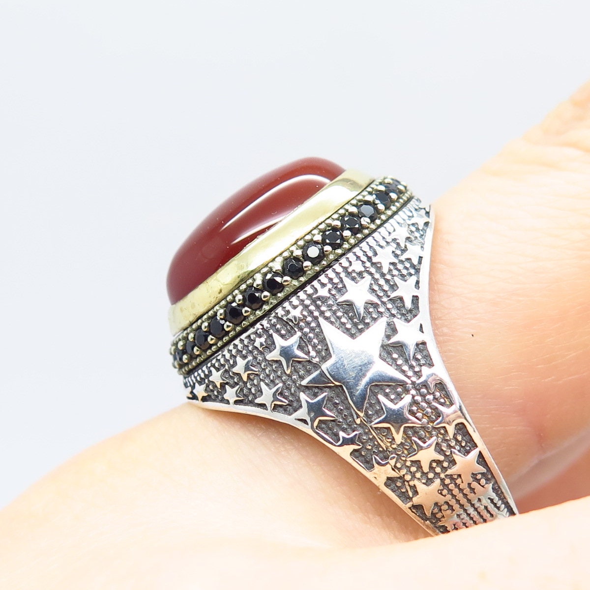 925 Sterling Silver 2-Tone Vintage Carnelian & Melanite Gemstone Ring Size 11.25