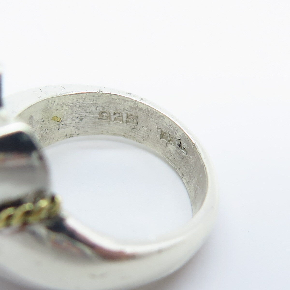 925 Sterling Silver 2-Tone Vintage Ribbed Twisted Ring Size 8.25