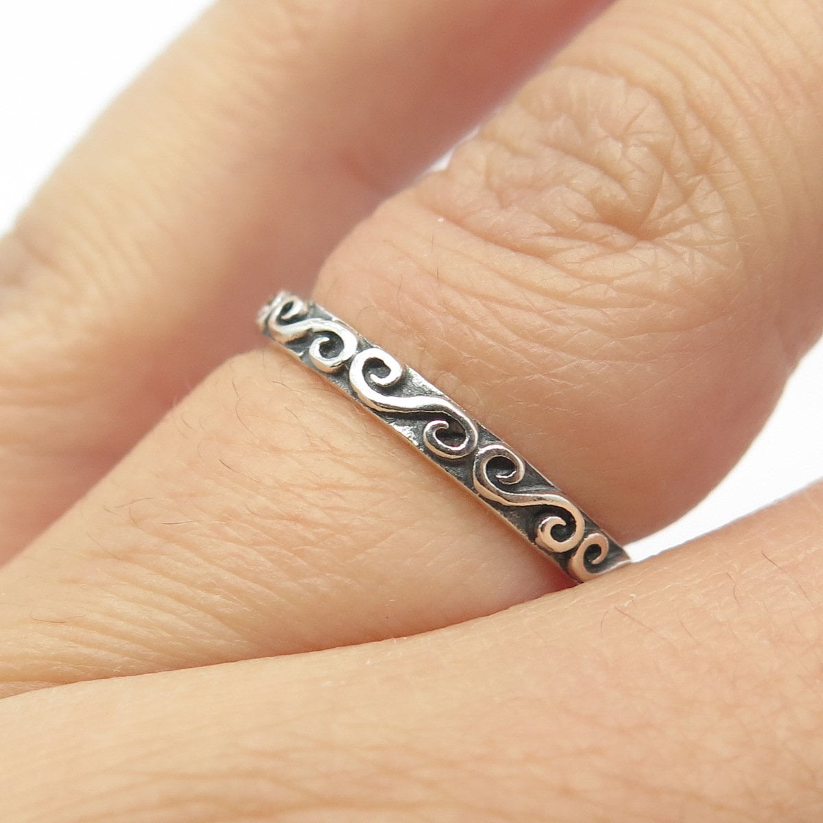 925 Sterling Silver Vintage Swirl Band Ring Size 5