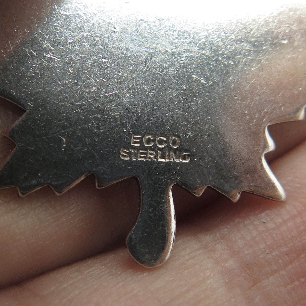 925 Sterling Silver Antique Art Deco Ecco Canada Maple Leaf Pin Brooch
