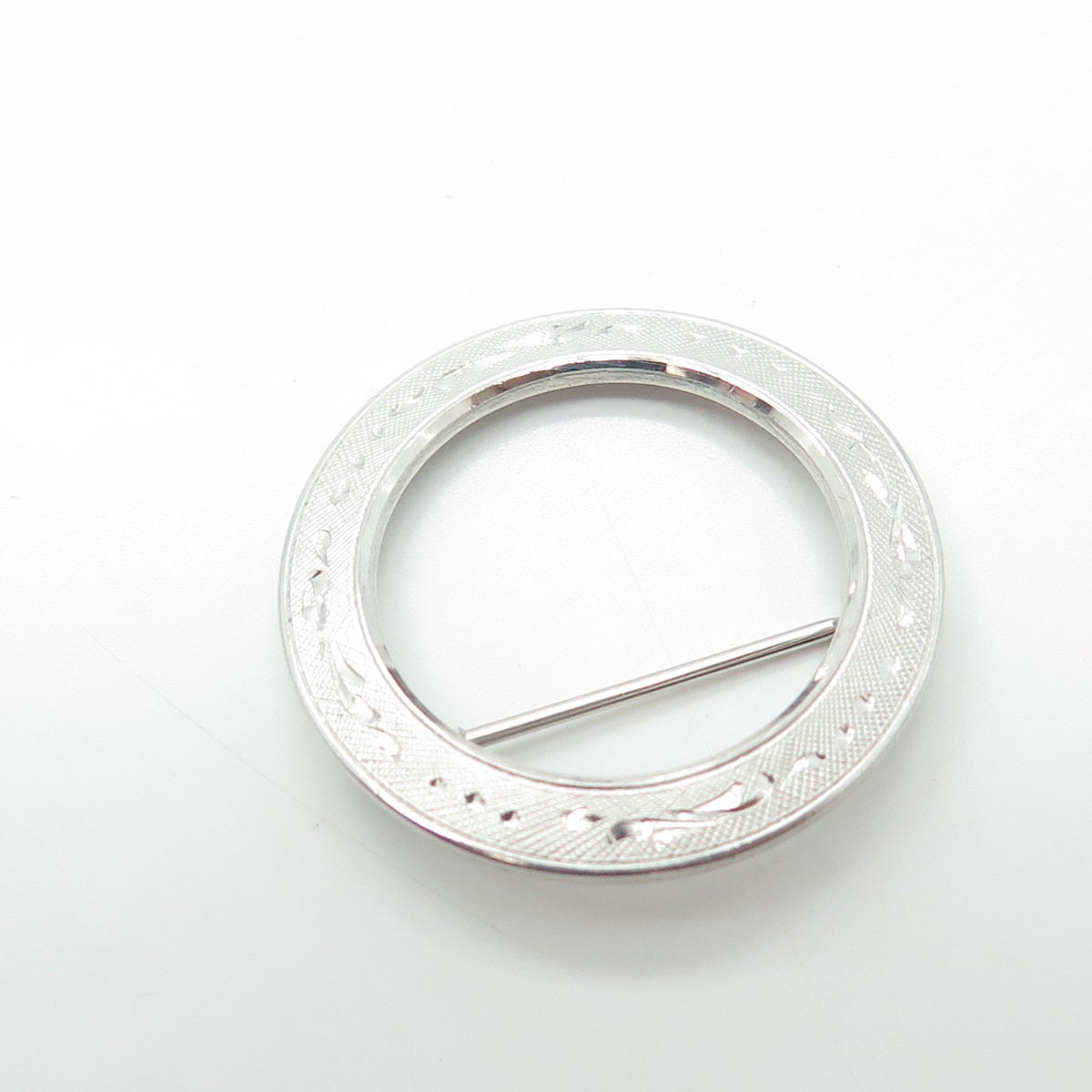 MARVEL JEWELRY 925 Sterling Silver Vintage Engraved Circle Pin Brooch