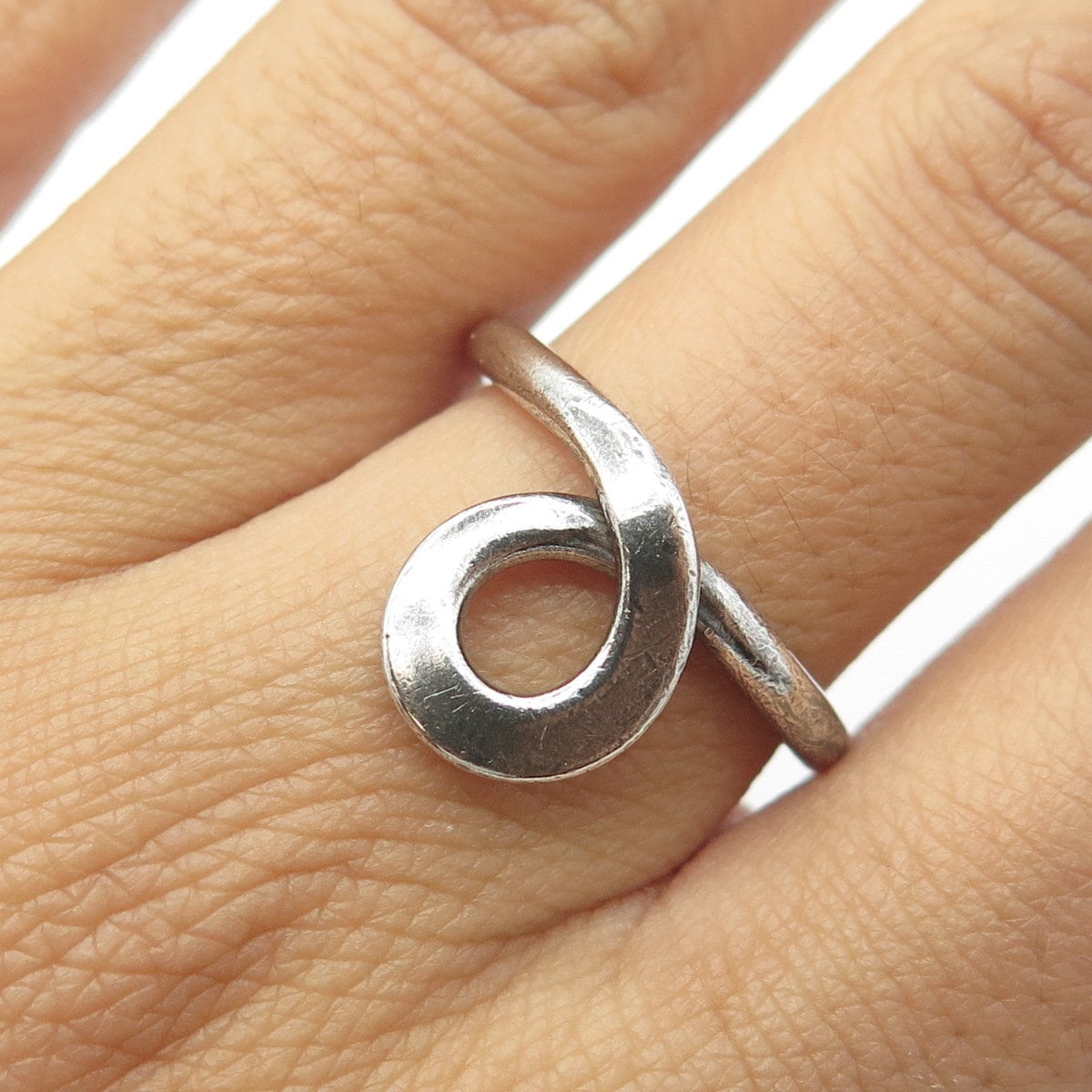 925 Sterling Silver Vintage Mexico Modernist Twisted Hook Ring Size 8.25