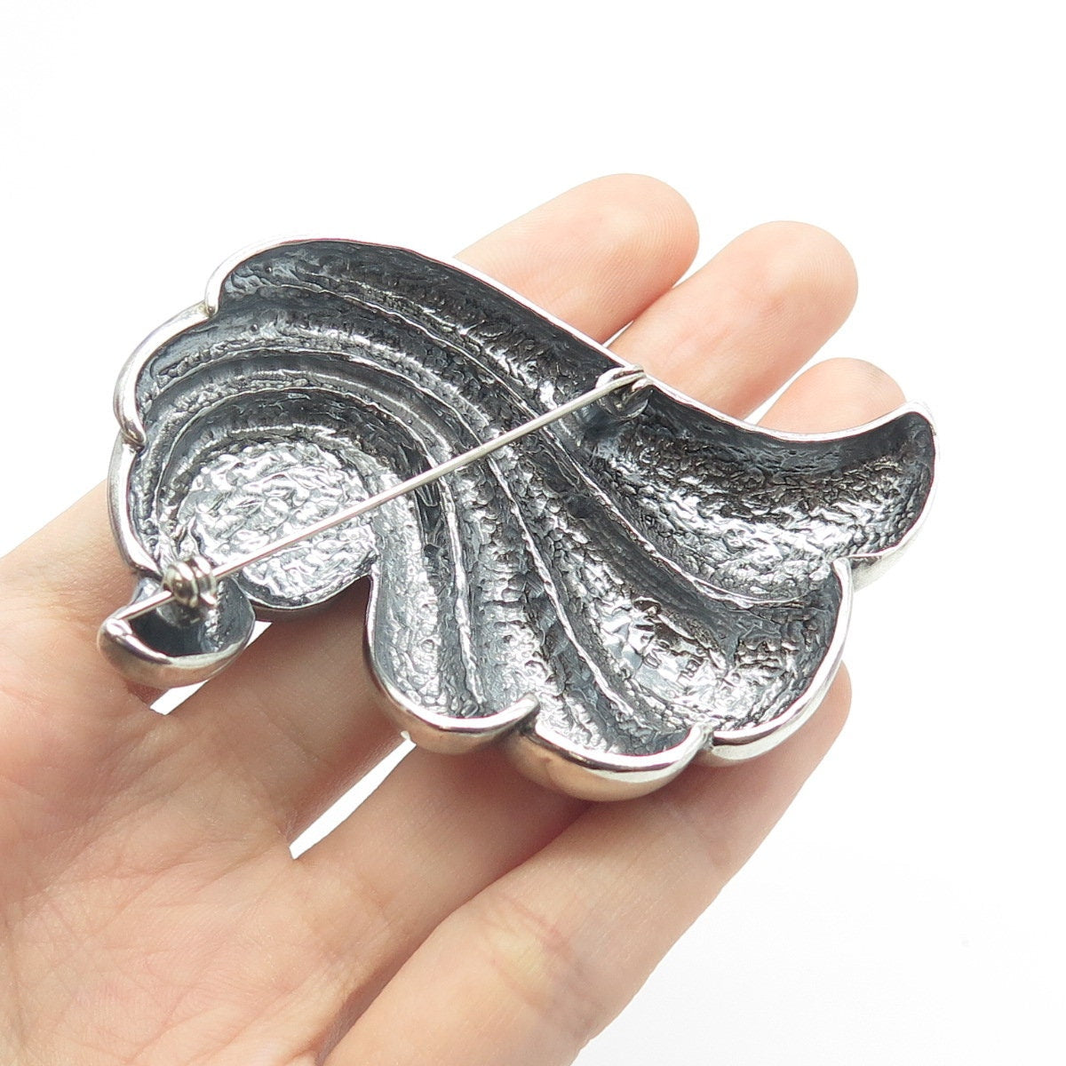 MORNING SUN JEWELRY 925 Sterling Silver Vintage Black Onyx Gem Ribbed Pin Brooch
