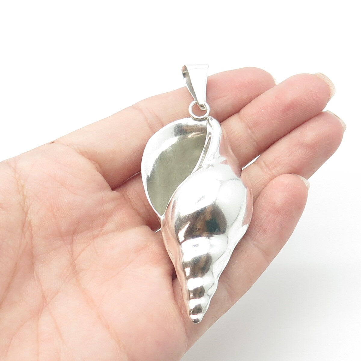 925 Sterling Silver Vintage Mexico Seashell Pendant
