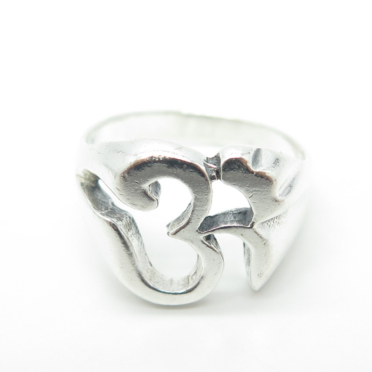 925 Sterling Silver Vintage Om Mantra Ring Size 11.5