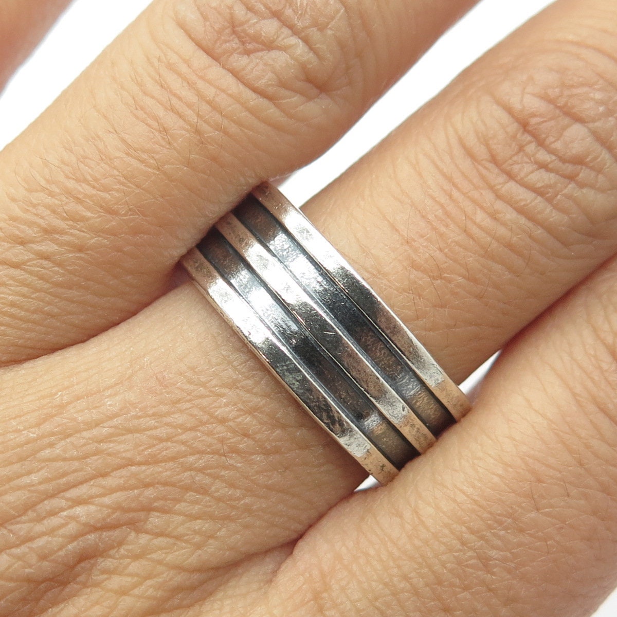 AMERICAN EAGLE 925 Sterling Silver Vintage Lined Oxidized Band Ring Size 11