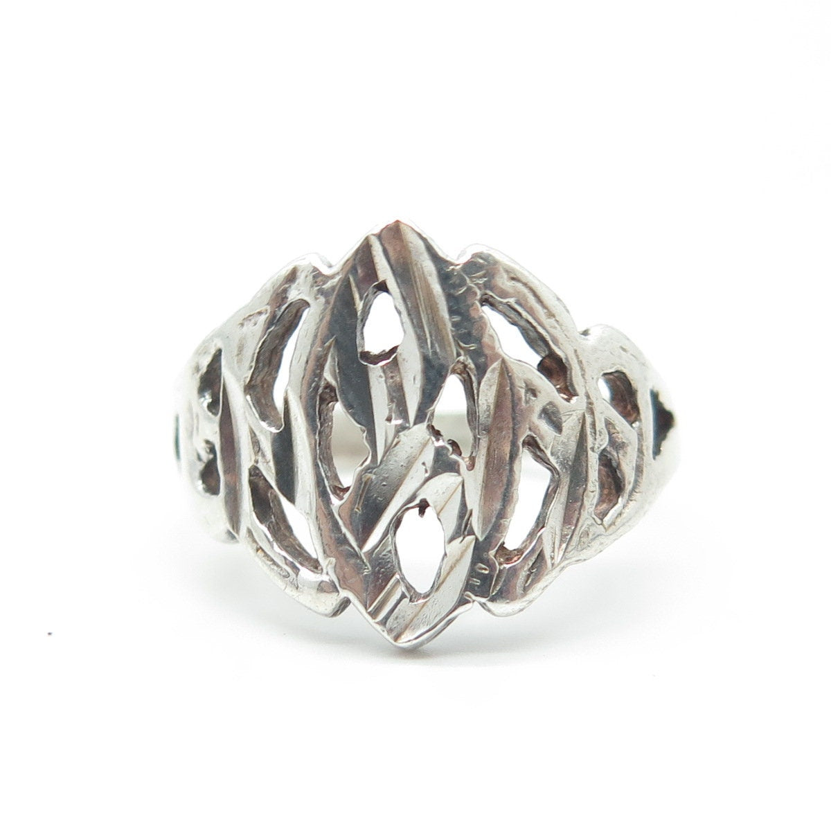 925 Sterling Silver Vintage Celtic Knot Ring Size 7