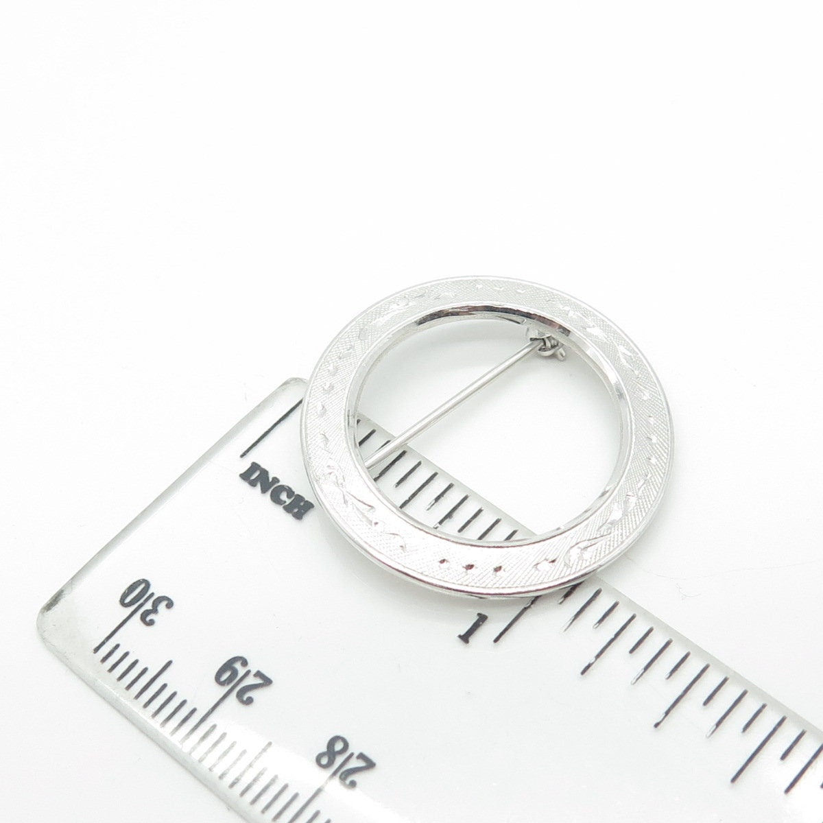 MARVEL JEWELRY 925 Sterling Silver Vintage Engraved Circle Pin Brooch