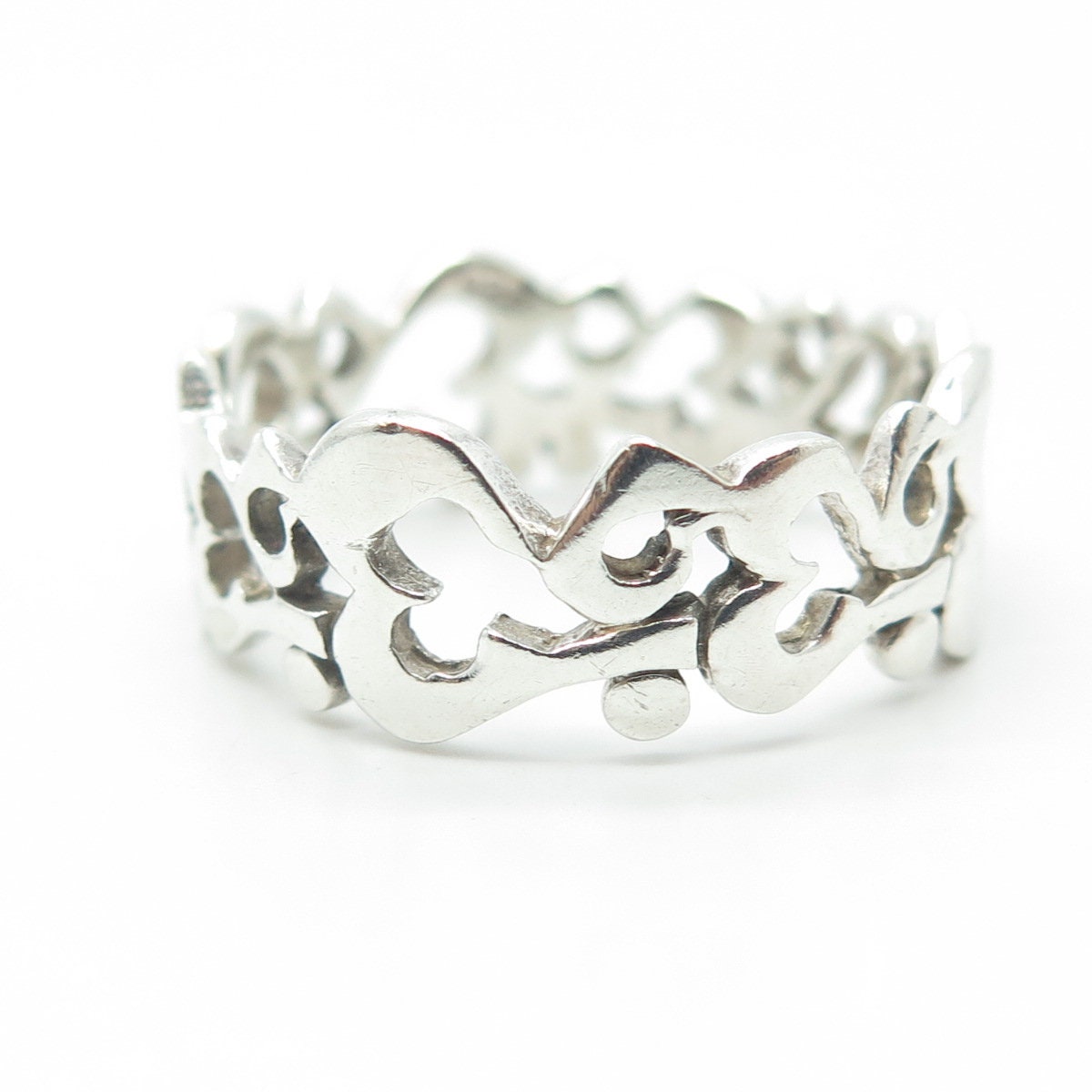 925 Sterling Silver Vintage Modernist Open Heart All Around Band Ring Size 11.75