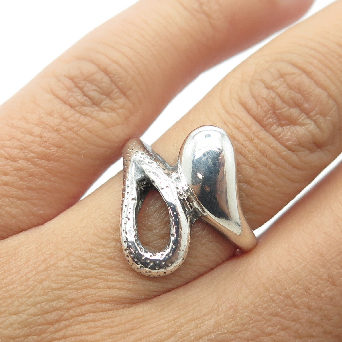 925 Sterling Silver Vintage Modernist Hook & Eye Bypass Ring Size 6.25