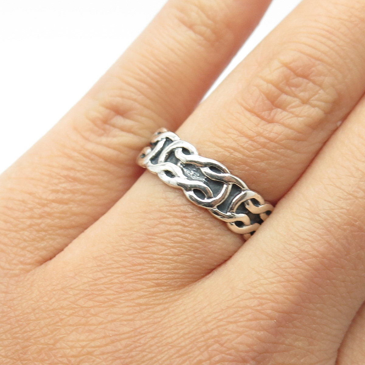 925 Sterling Silver Vintage Marine / Celtic Knot Band Ring Size 7